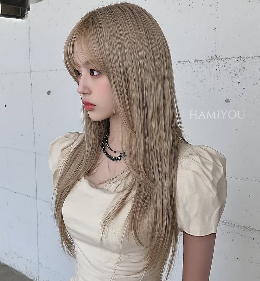 Photo by 하미유 원장 김효은 | 부평미용실 블랙빼기, 복구탈색, 염색, 백금발 in 부평역 with @hamiyou_h2, @hamiyou_hn2, and @hamiyou___. May be an image of one or more people, braids, dress, headdress, costume and text.