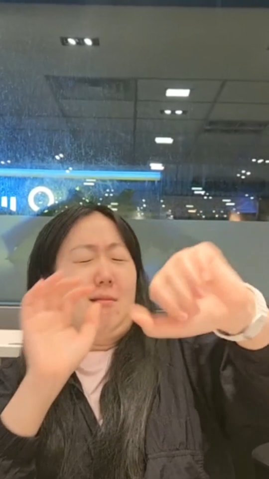 hamonthly 게시물 이미지: 워치 착용하면서 비슷한 경험 있는 사람?! 🙋🏻‍♀️🙋🏻‍♂️