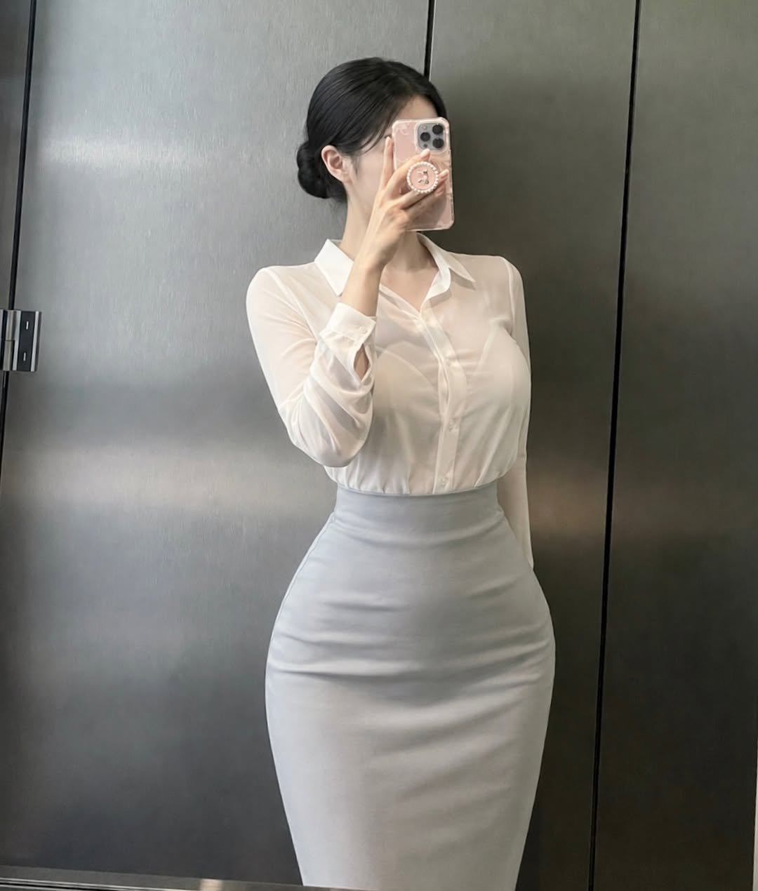 han.jeok 게시물 이미지: 출근룩 좋아해주셔서 종종 올려볼게요🤍
