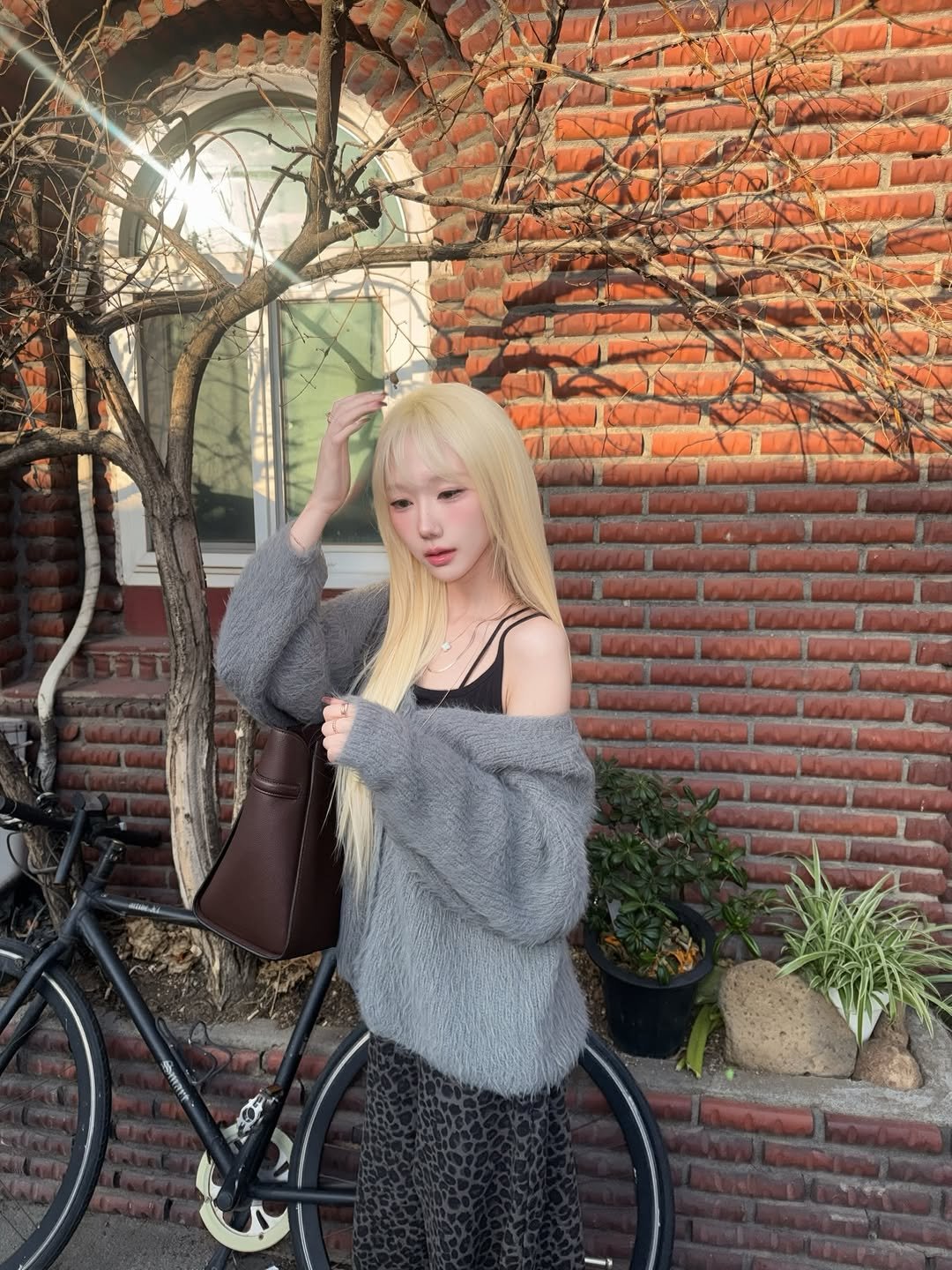hanchaeng 게시물 이미지: 요즘 날씨 넘 좋아.. ♥︎