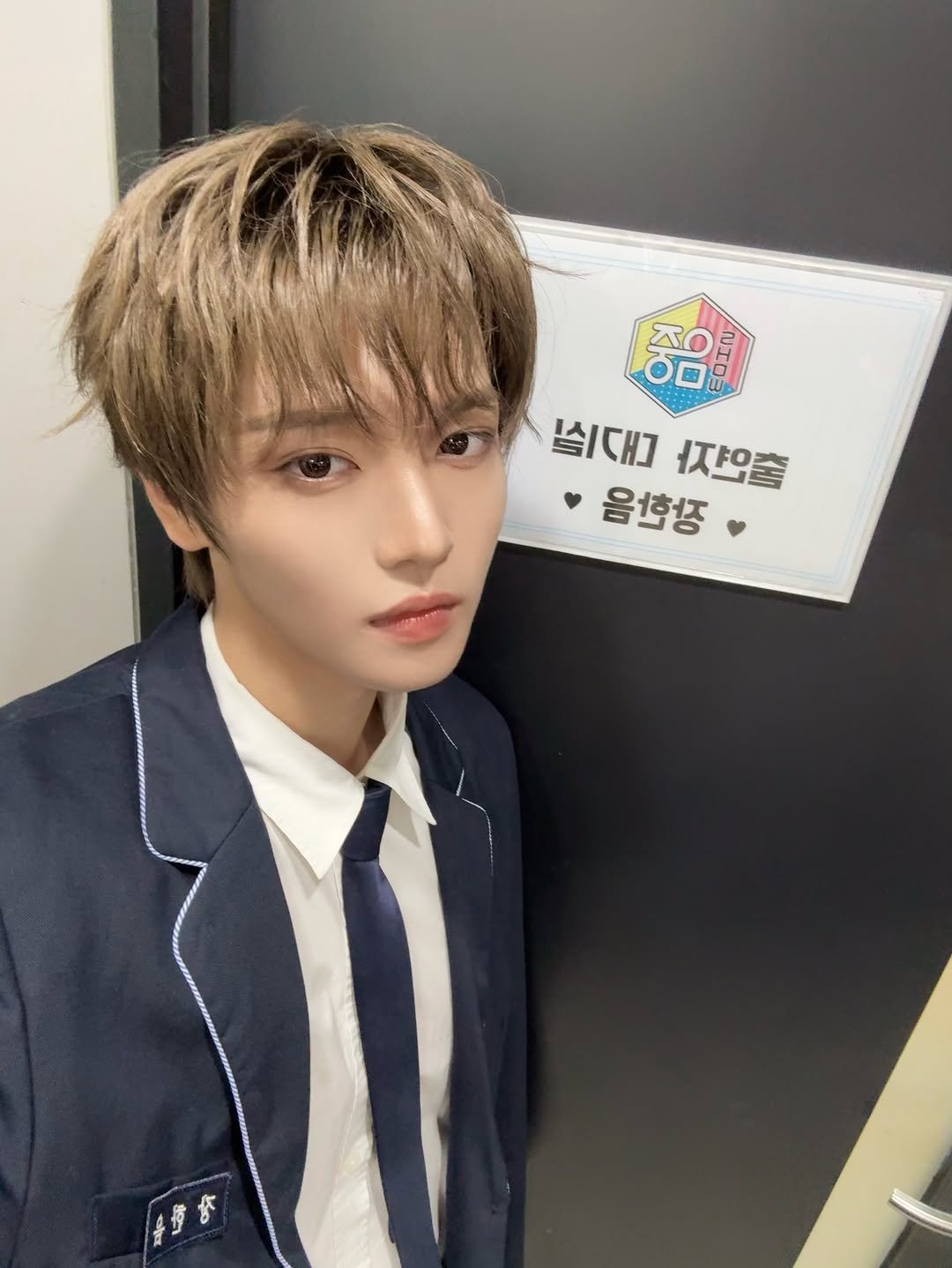 haneum_official_kor 게시물 이미지: [#장한음]
오늘은 뭔가 늠멍이 같나?🐶 음중도 잘 하고 왔어요! 나 밤비즈 다...