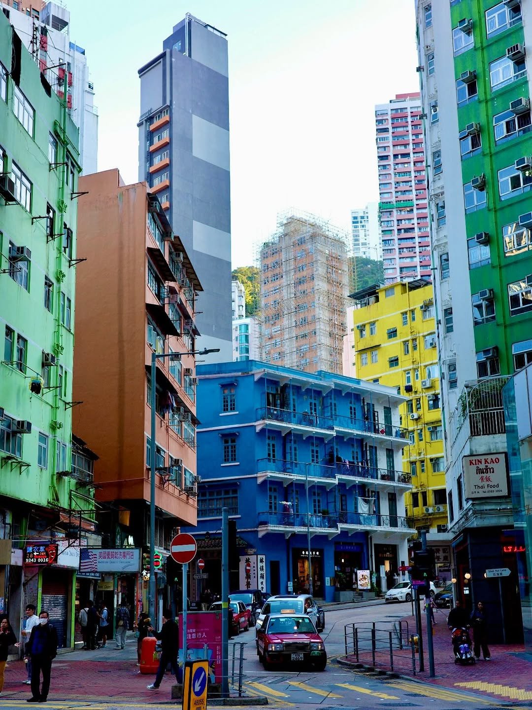 Photo by Hanhyojoo on January 29, 2026. May be an image of skyscraper, street and buildings.