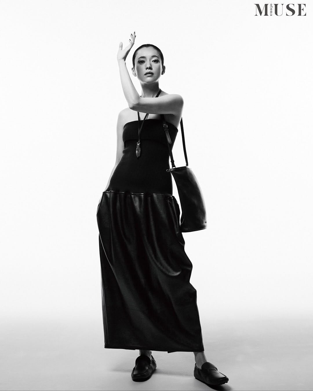 Photo by Hanhyojoo on October 28, 2025. May be a black-and-white image of one or more people, makeup, drawstring, dress and text.