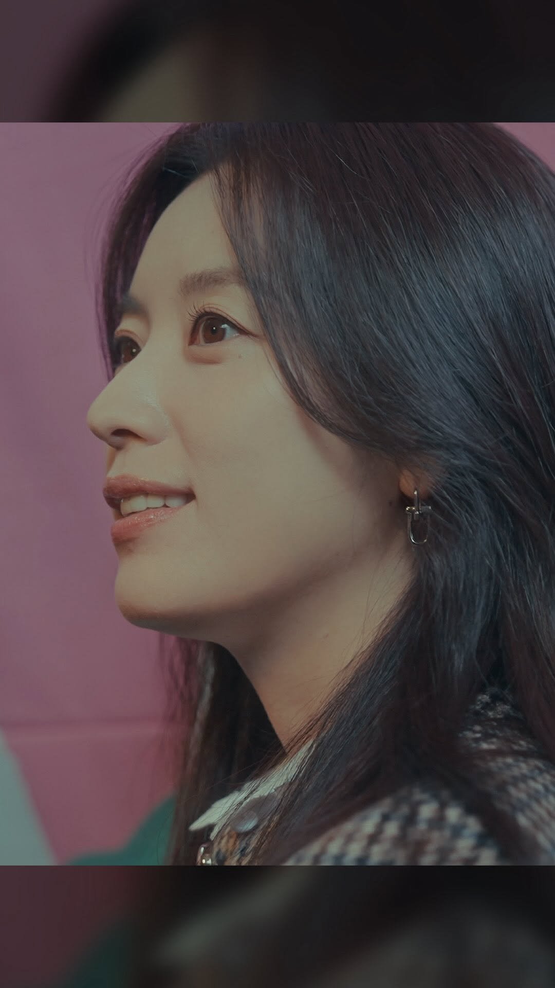 hanhyojoo222 게시물 이미지: 『匿名の恋人たち』ハン・ヒョジュの素顔🫶

韓国トップ俳優の彼女に釜山国際映画祭で密着！
“他...