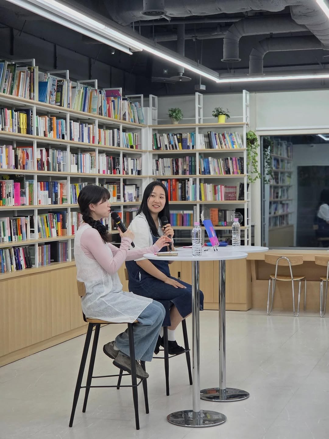 Photo shared by 한겨레출판 on April 17, 2026 tagging @soysoyeon00. May be an image of one or more people, people studying, cornflower, indoors and text.