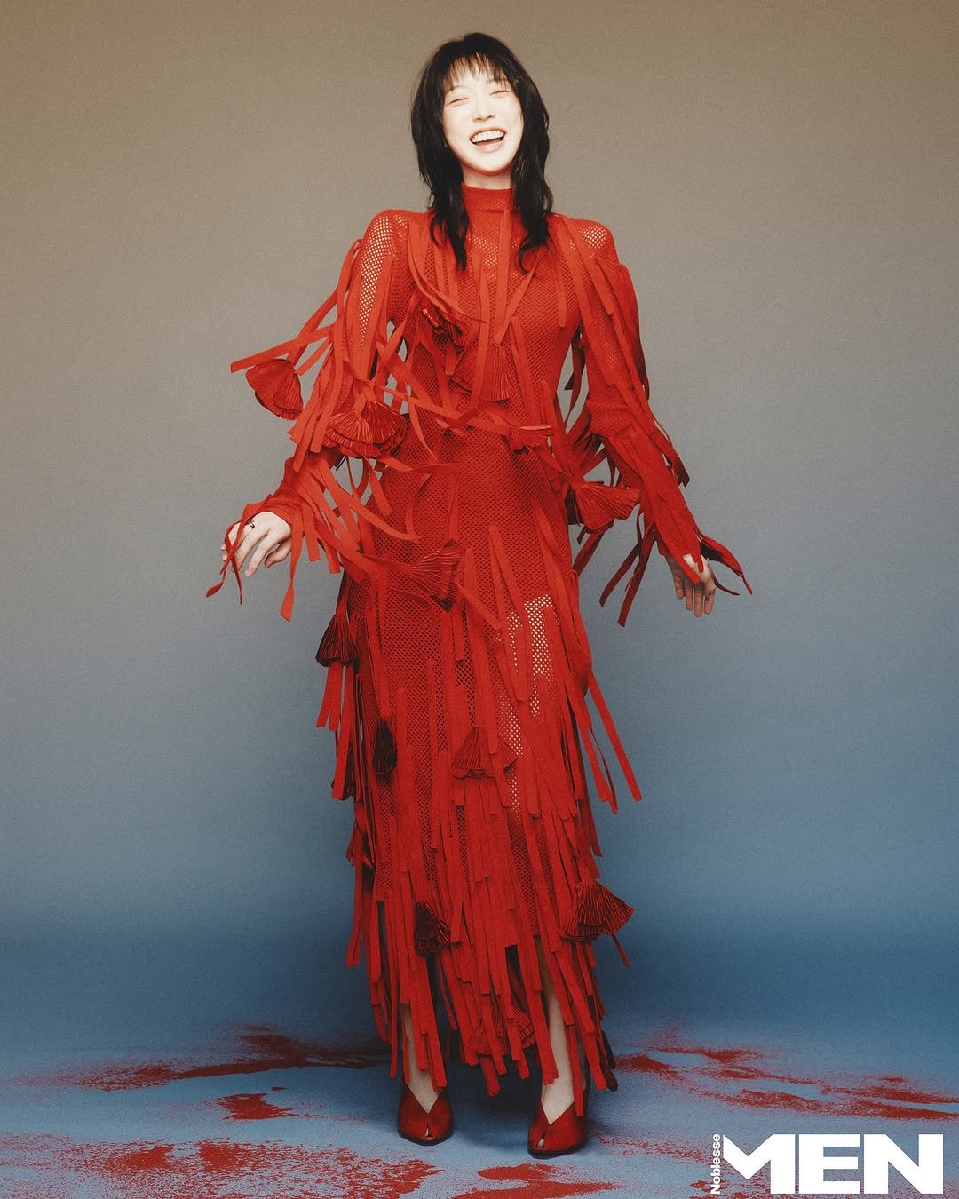 Photo shared by 맨 노블레스 on October 23, 2025 tagging @hanjiji54. May be an image of one or more people, makeup, macrame, poster, costume and text that says 'MEN'.