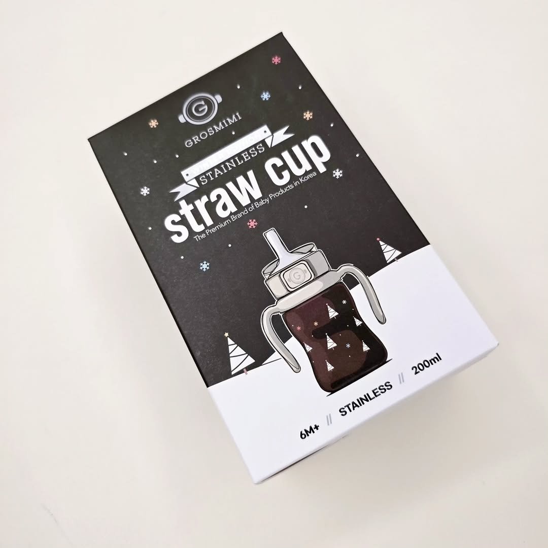 Photo shared by 한콩이 ☘️ 육아 | Motherhood | 育兒 on November 23, 2025 tagging @grosmimi_official. May be an image of coffee cup, carton and text that says '常 * 幣 G GROSMIMI 光 straw STAINLESS ESS cup KoKer straw 楽 KoKeB 餐 ግያ Balcy Yoy& Prodiuet 權的 remluy 6 රිහ The 楽 STAINLESS // STAINLESS Il / 200ml 6M+'.