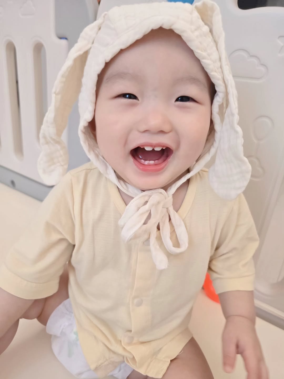 Photo shared by 한콩이 ☘️ 육아 | Motherhood | 育兒 on July 19, 2025 tagging @liten_kulor. May be an image of 1 person, baby, hat, diaper, baby bed and text.