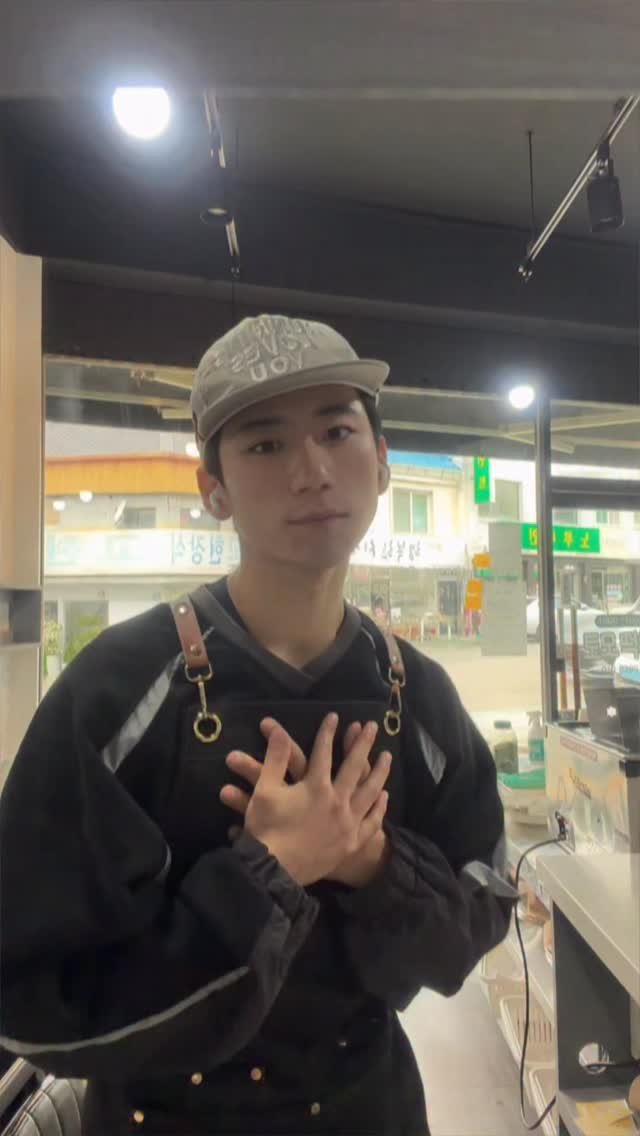 hanlim1129 게시물 이미지: 박치 몸치는 자영업 쉽지않다…!
#힙합보단사랑사랑보단돈 #자영업 #자영업자