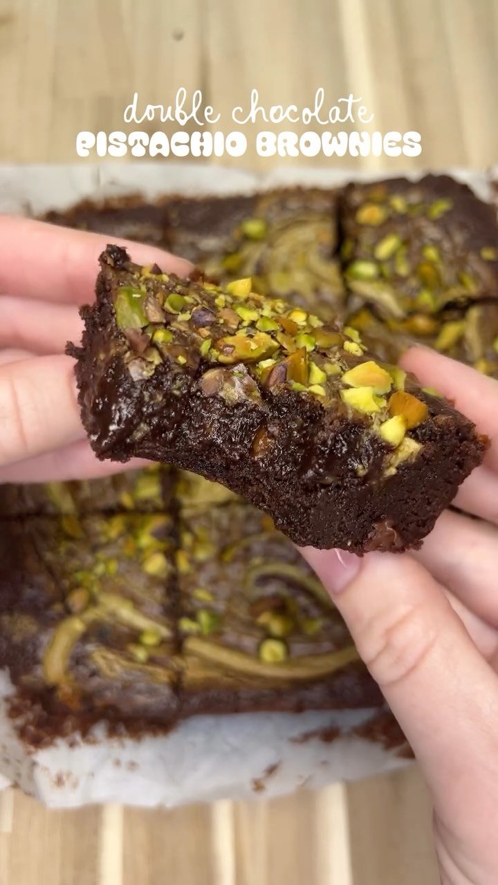 hannahharvestinghealth 게시물 이미지: Double Chocolate Pistachio Brownies! I used...