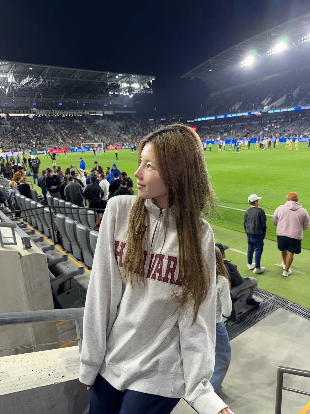 hanni_della 게시물 이미지: every @lafc game💛 손흥민선수 정상빈선수 응원 🖤