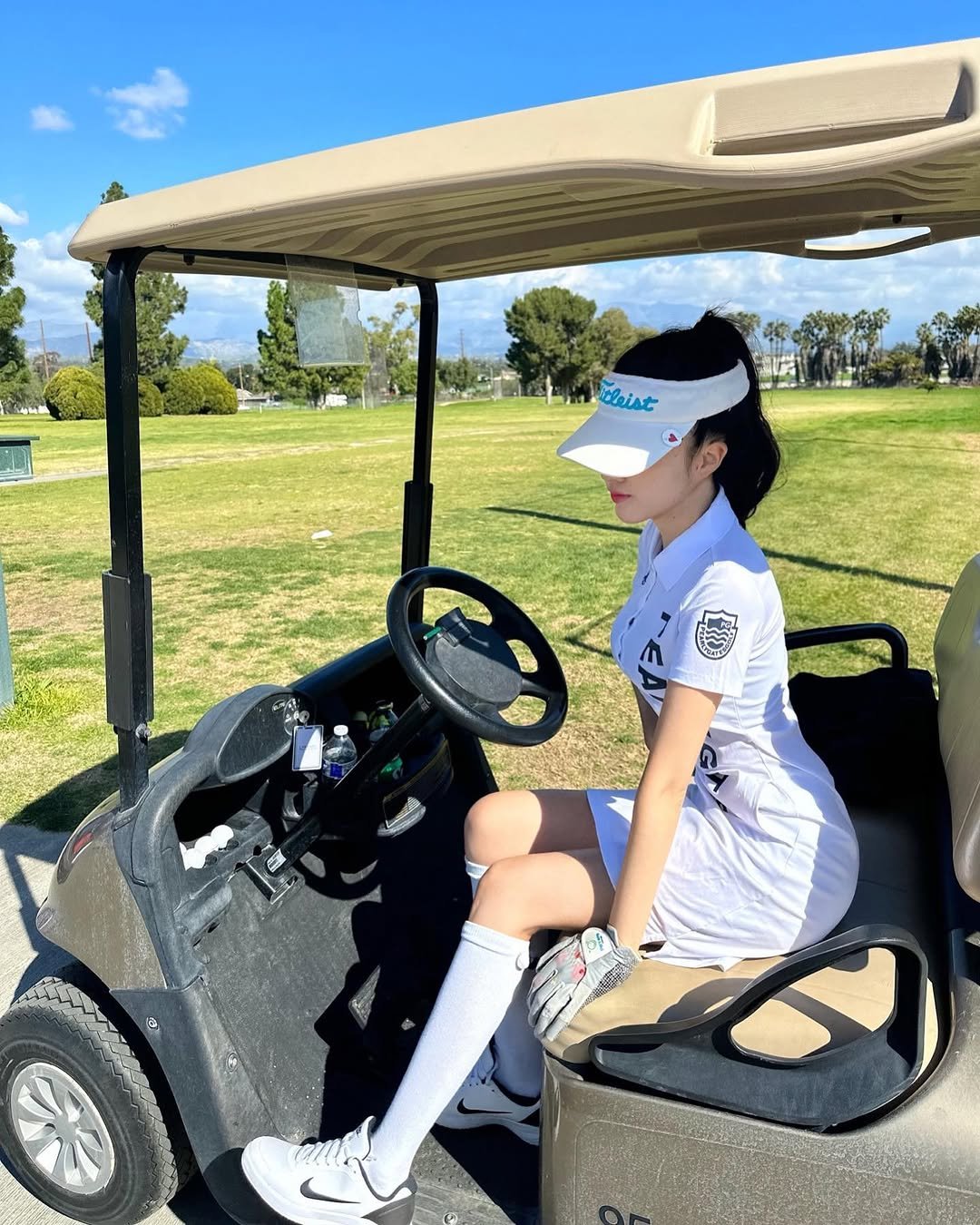 hanni_della 게시물 이미지: Succeeded loooong putter 🎾🏌️‍♀️✨
