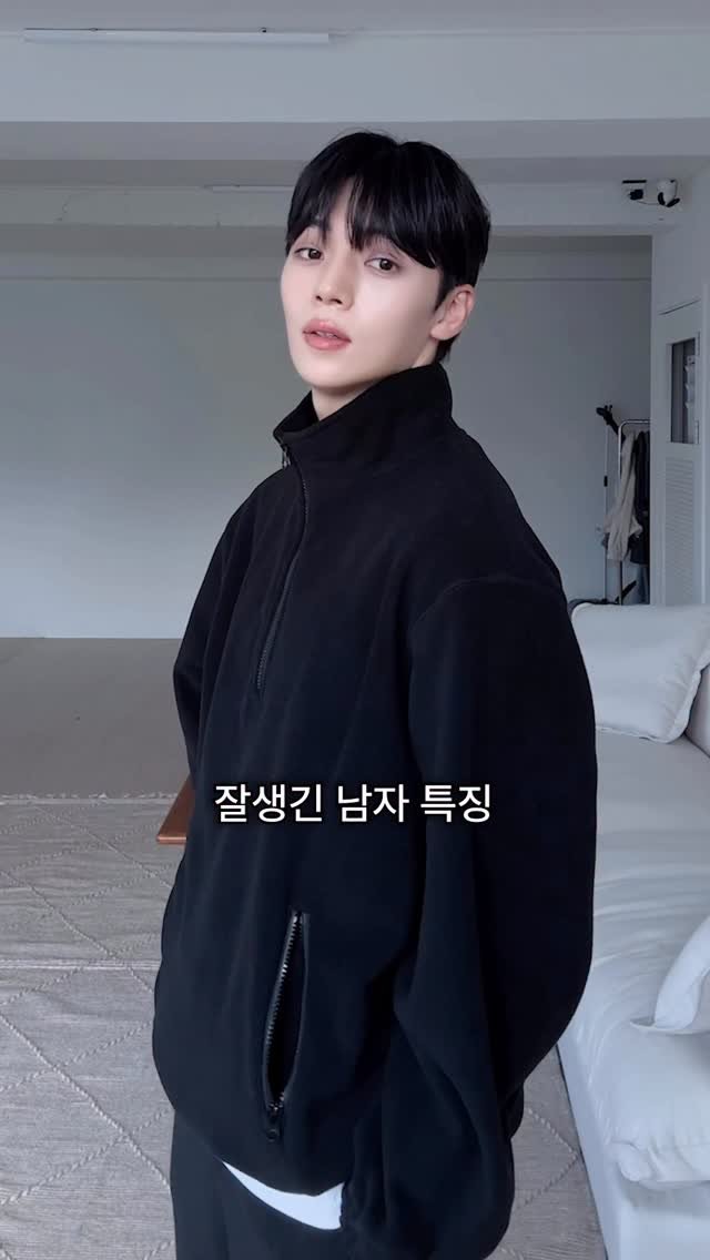 haokan_official 게시물 이미지: 겨울 내내 입기 좋은 트레이닝 셋업 추천 💯💯
[영상 속 착장 링크를 원하시면...