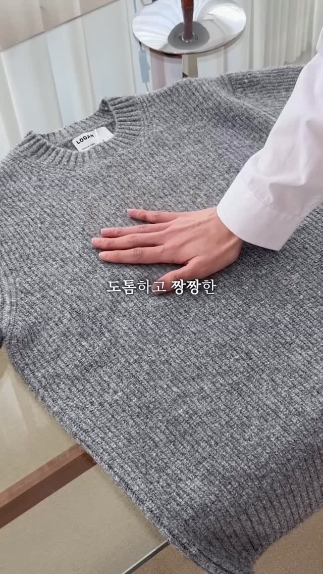 haokan_official 게시물 이미지: 올겨울 니트 이거 하나면 진짜 뽕 뽑습니다..!! 💯💯
[영상 속 착장 링크를...