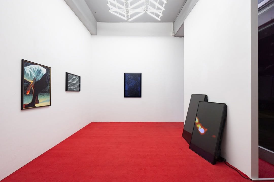 Photo shared by 합정지구 Hapjungjigu on December 09, 2024 tagging @swallowyeon, and @yujakim.