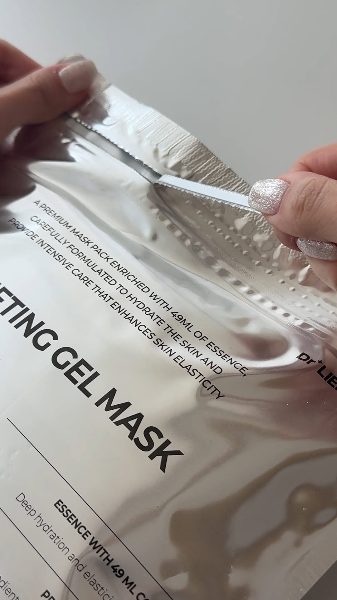 happy_sxmmxr 게시물 이미지: 요즘 피부 컨디션이 들쑥날쑥해서 진정이 제일 중요하더라고요🥲

그래서 사용해본 
🏷...