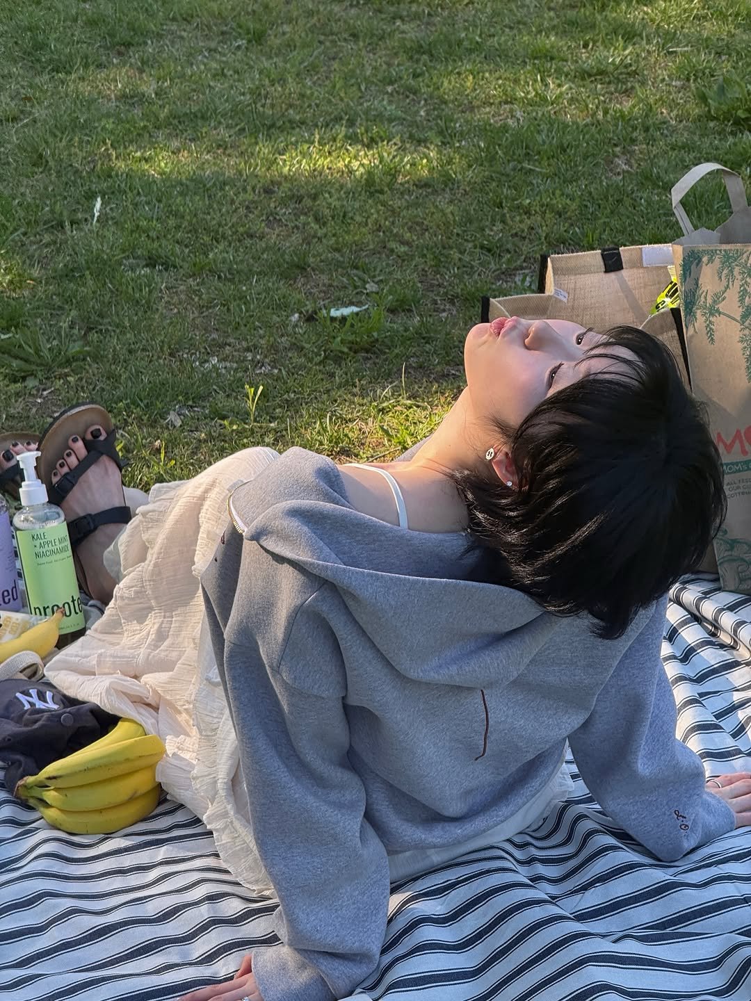 happyharuu 게시물 이미지: Happy first day of June! 햅삐 6월🫧
이번달은 모두 행복만 하자...