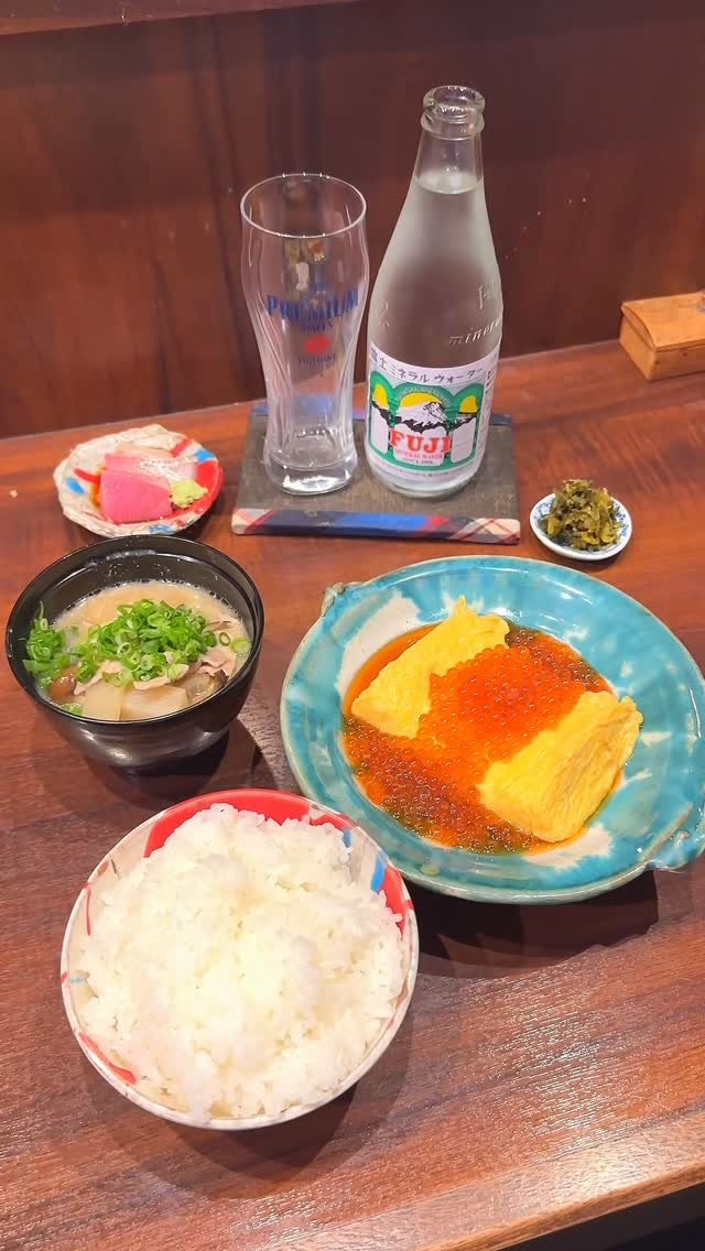 harapeko_jpn 게시물 이미지: 朝5時に大行列…大阪最強のだし巻き定食
店名：家和らぎ
最寄り駅：心斎橋駅（大阪府）

朝5時...