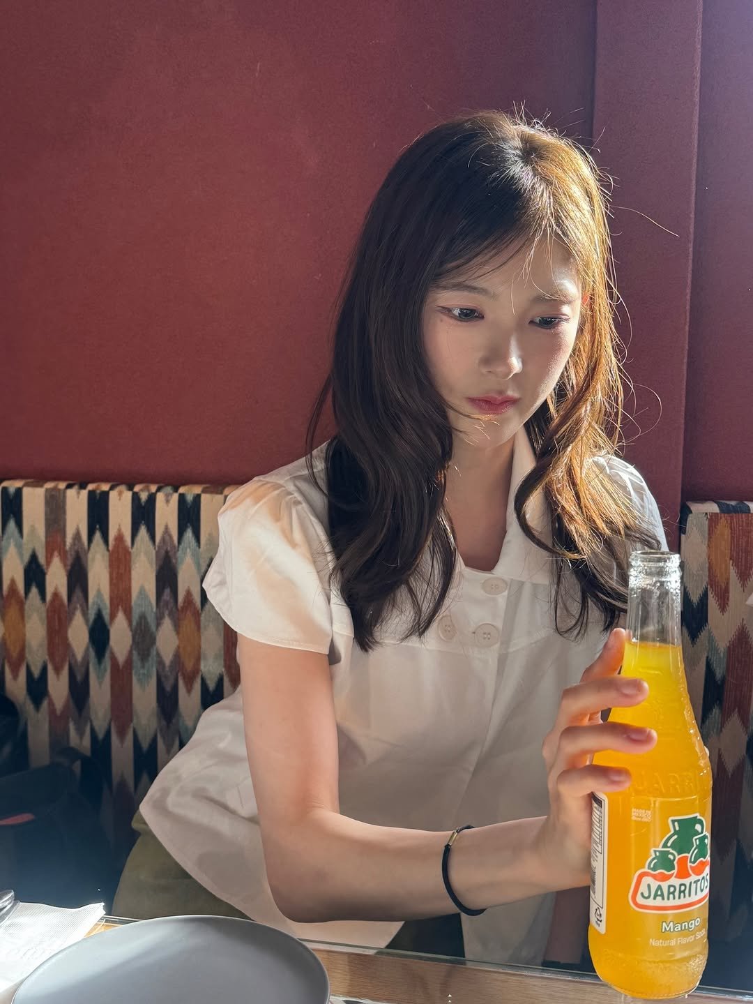 Photo shared by 최하리 입니다. on April 24, 2026 tagging @jarritoskorea. May be an image of juice and text.