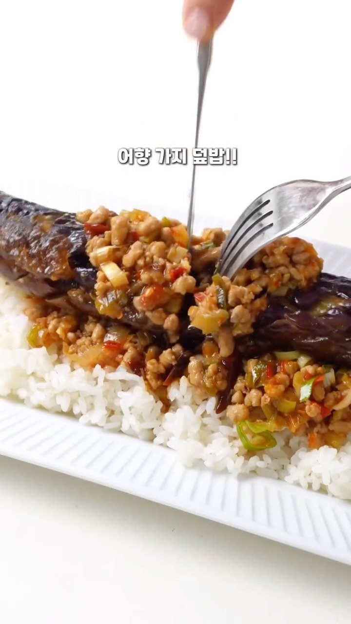harimi_cook 게시물 이미지: 이번주 남편 야근연속
아이는 월욜부터 병원행
저도 손목이 집안일과 운동을...
