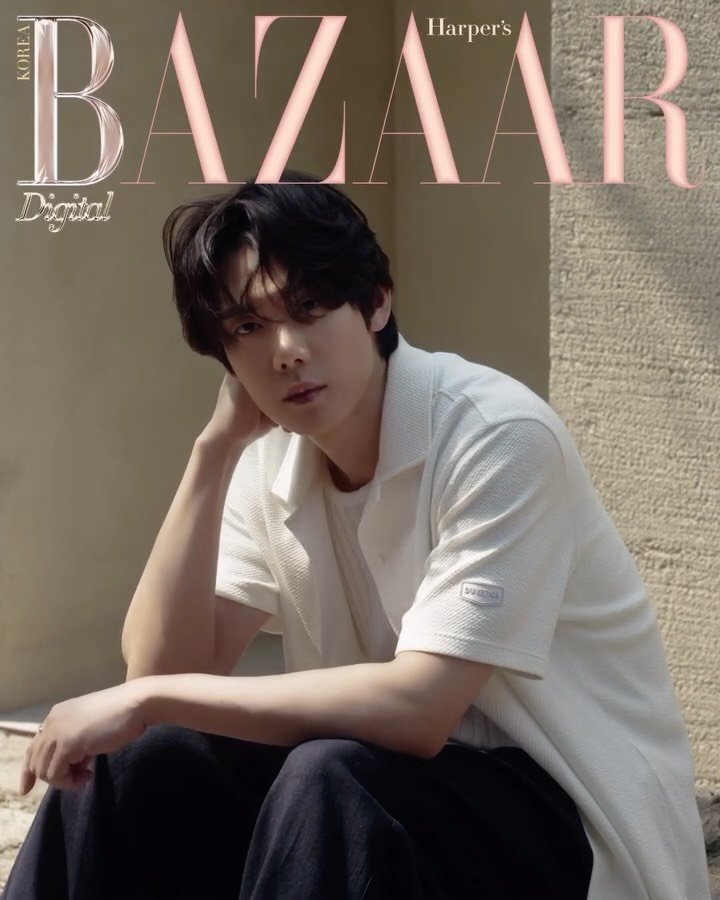 harpersbazaarkorea 게시물 이미지: #제작지원 #MovingCover
바람에 흔들리는 나뭇가지 사이, 유연석의 절제된...