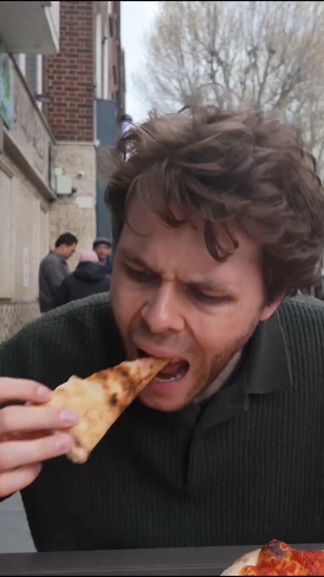 harrisonwebb97 게시물 이미지: Cheap vs Expensive Pizza, head over to my...