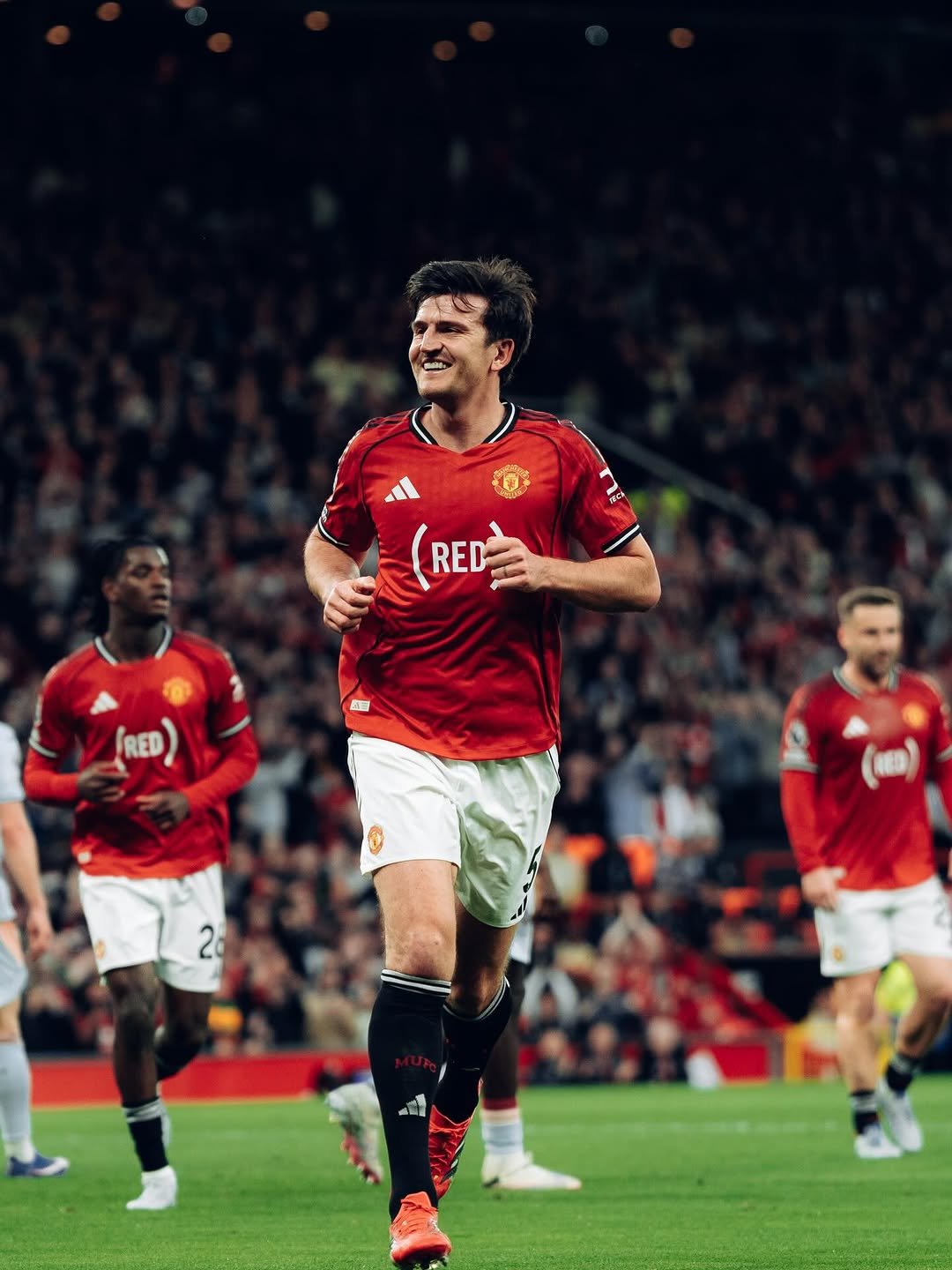 harrymaguire93 게시물 이미지: Big W under the lights at Old Trafford ❤️😍