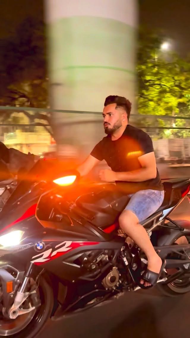 harshit_bhatia__ 게시물 이미지: 🔥s1000RR 🚀#
.
.
.
.
.
#explore #instagramreels...