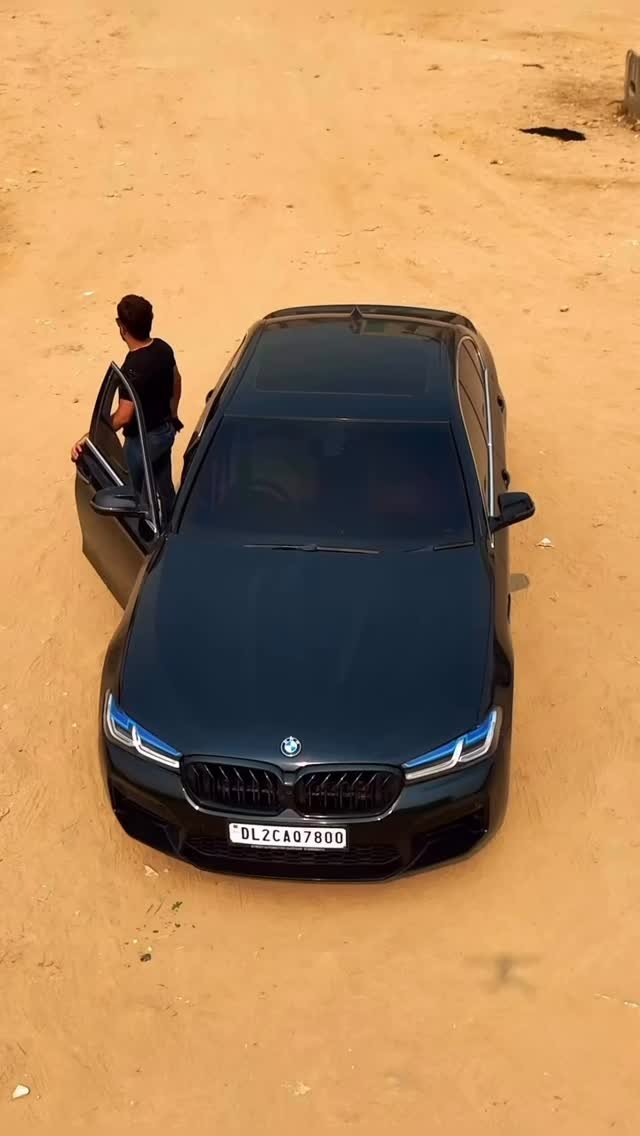 harshit_bhatia__ 게시물 이미지: 🤙🏻🤙🏻
.
.
.
#explore #instagramreels