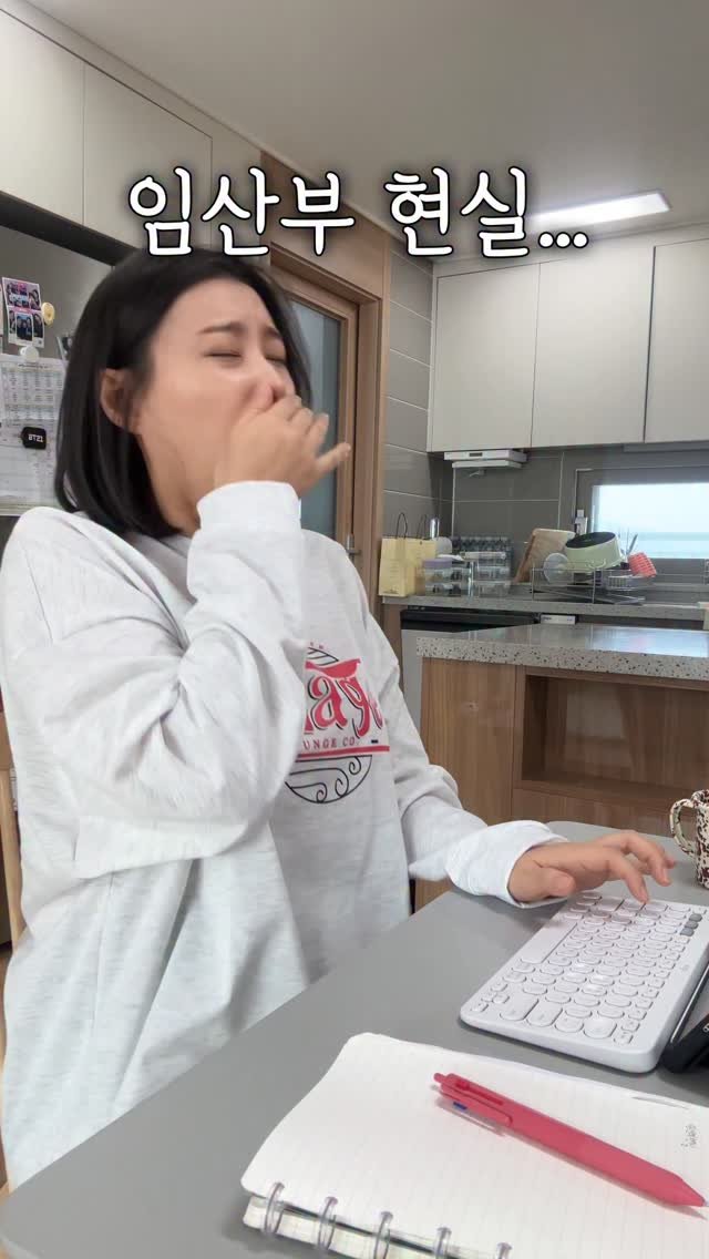 haru__salim 게시물 이미지: 🤫임산부님들 다 모여보세요🤰🏻

첫째 때는 이 정도는 아니었던 것 같은데
둘째는...