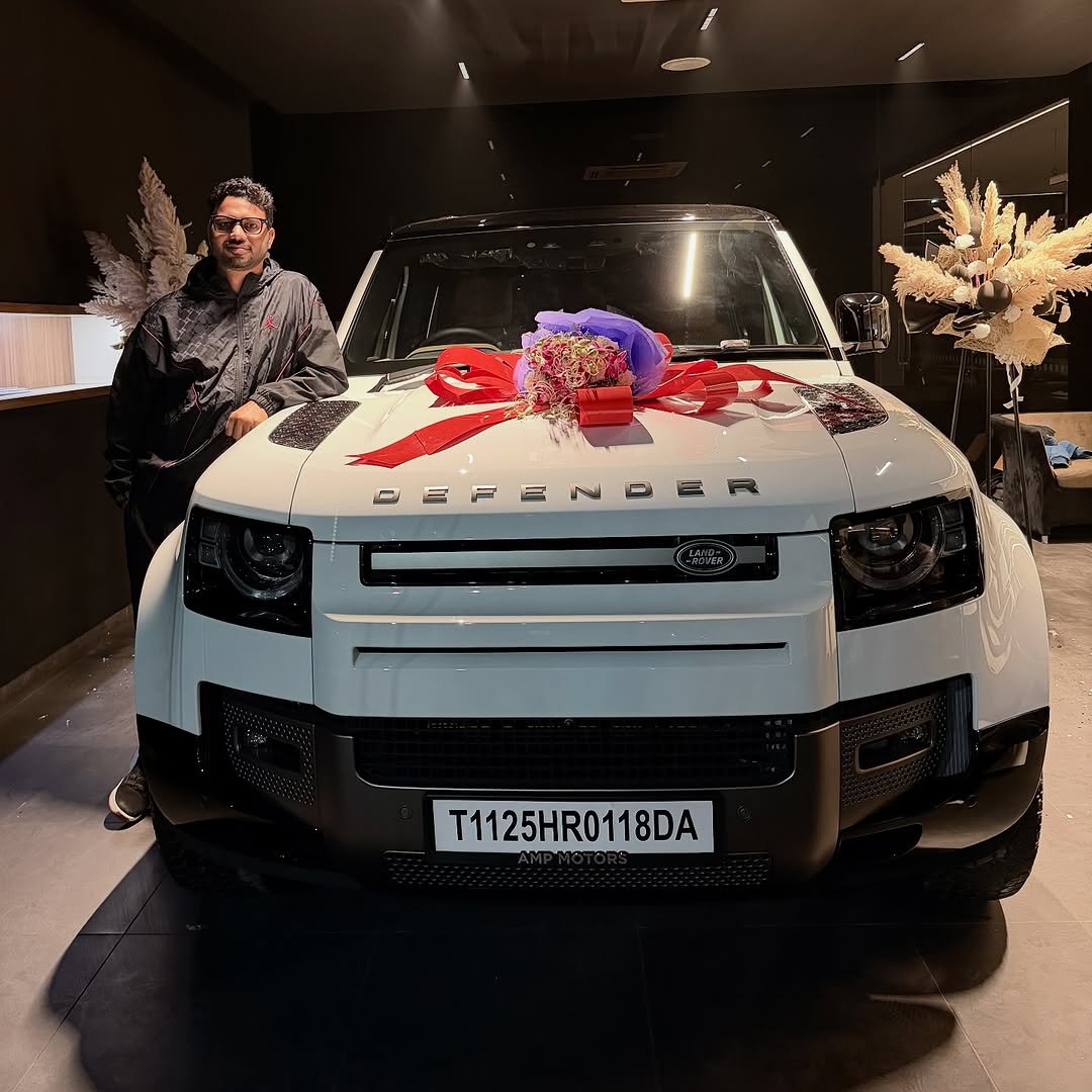 Photo by Gaurav Yadav on November 14, 2025. May be an image of text that says 'DEFENDER -អបចញ T1125HR0118DA 18DA T1125HR0'.