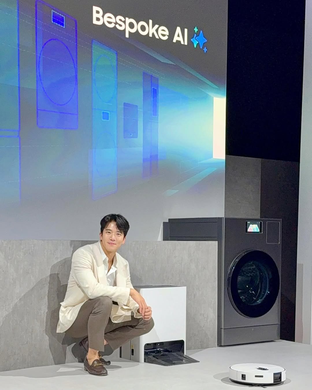 Photo shared by 하석진 Ha Seokjin on March 31, 2025 tagging @samsungkorea, and @samsung_bespoke.