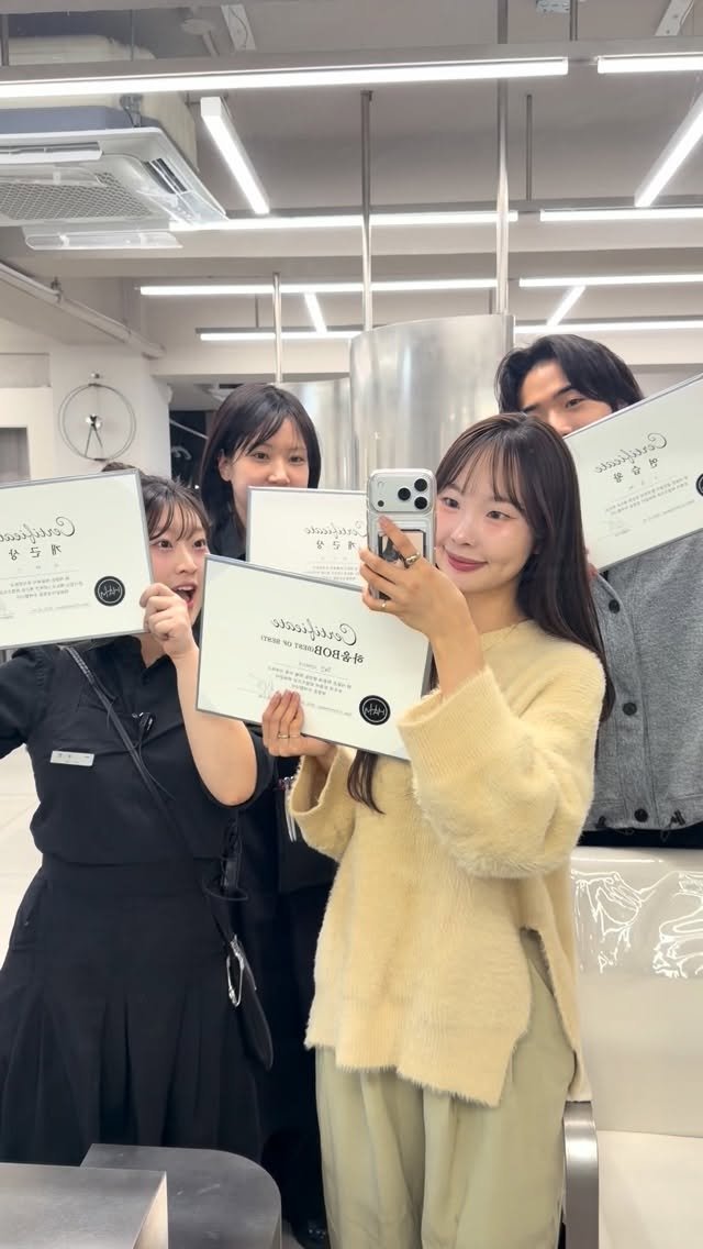 haum_haeni 게시물 이미지: 2025년 한해동안 찾아주신 모든 고객님들 덕분에 🤍
저희팀이 올해도 어김없이 값진...