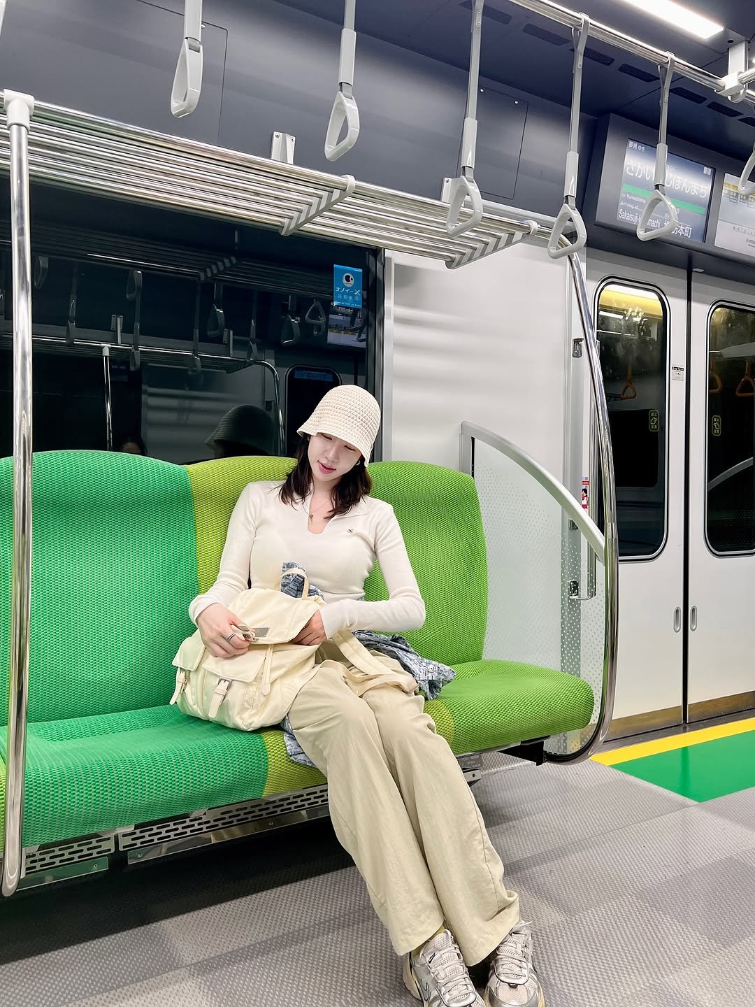 Photo by 윤나라 쇼호스트💖 on June 12, 2025. May be an image of train and text.