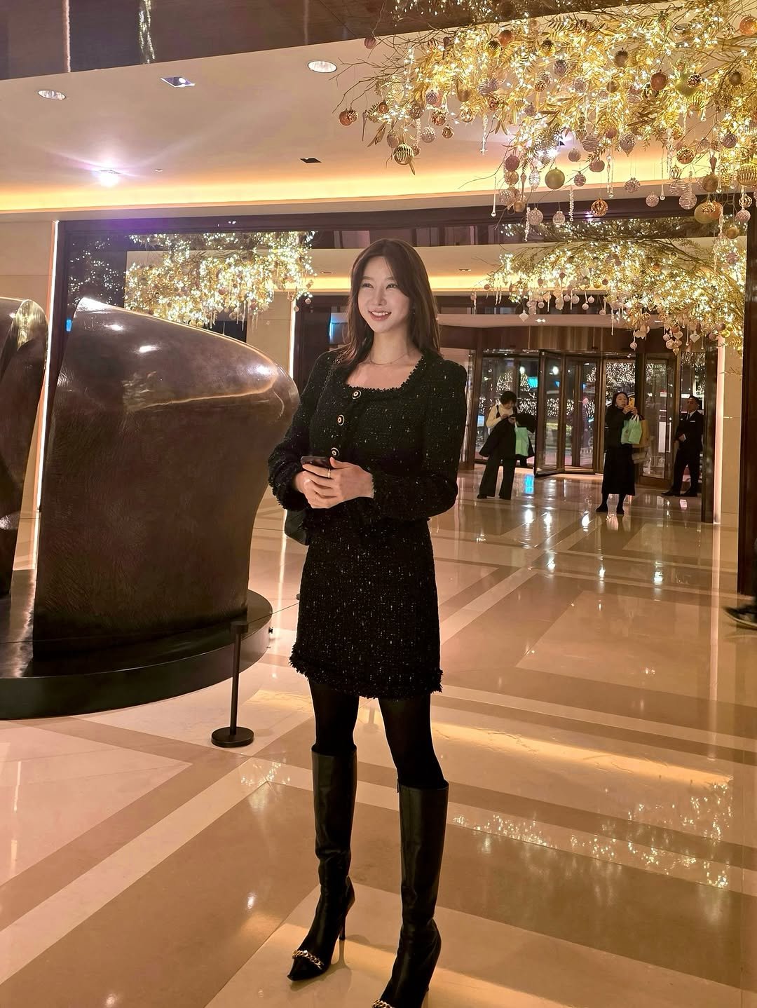 Photo by 윤나라 쇼호스트💖 on November 30, 2025. May be an image of text.