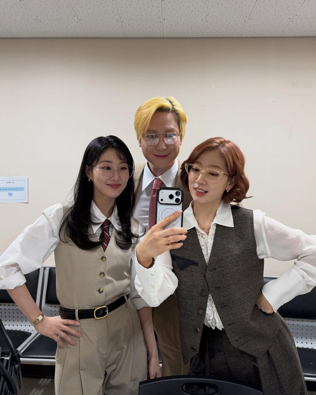 Photo shared by 하윤경 on February 06, 2026 tagging @kopular, and @ssinz7. May be a selfie of one or more people, costume and text.