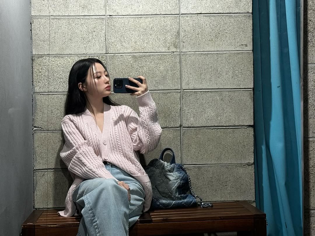 hayoonsong1202 게시물 이미지: 🩷🩵💙