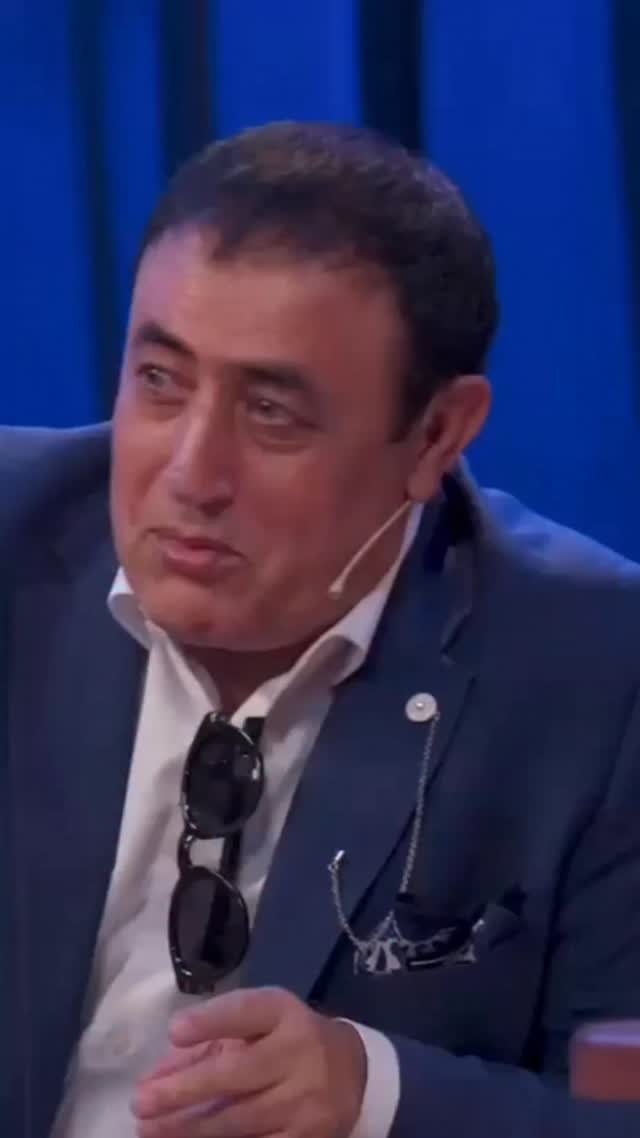 hayrettin 게시물 이미지: Mahmut Tuncer'in efsane anısı 😊

#hayrettin...