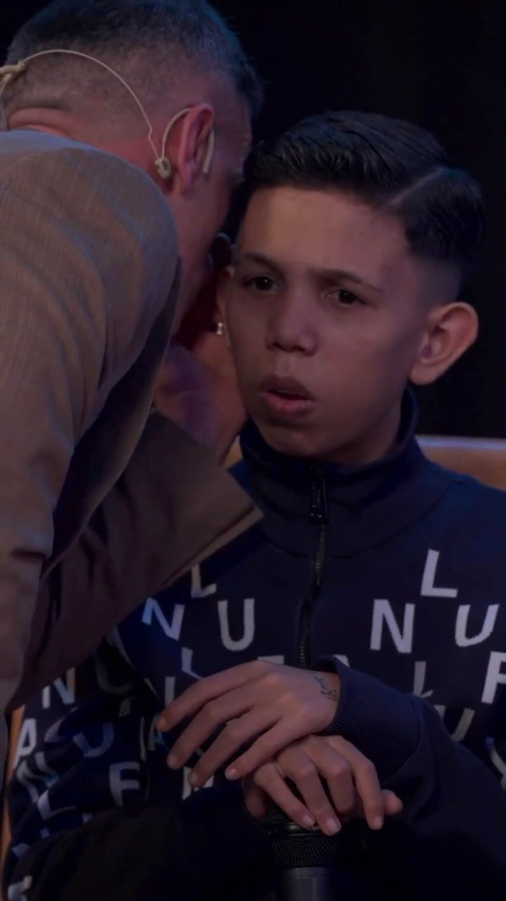 hayrettin 게시물 이미지: Kaos kulaktan kulağa 😊 

#hayrettin #kaos #kaosshow