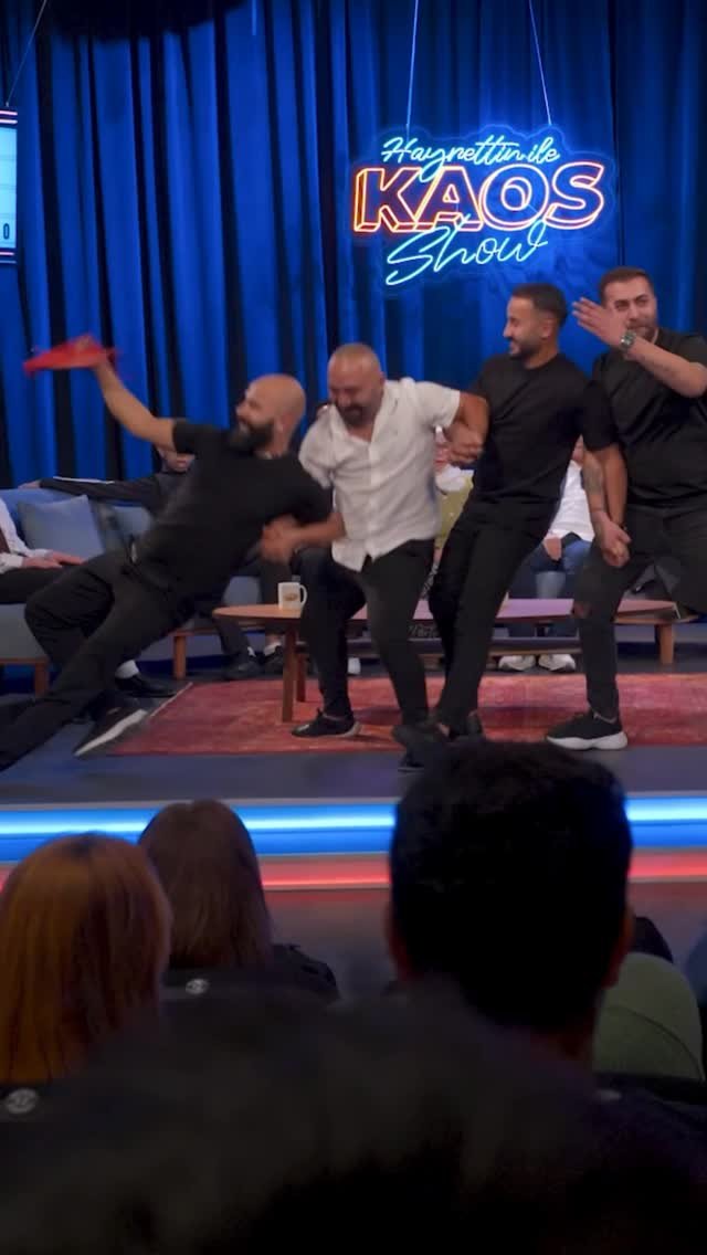 hayrettin 게시물 이미지: Kaos'da halay show 😊

#hayrettin #kaos #kaosshow