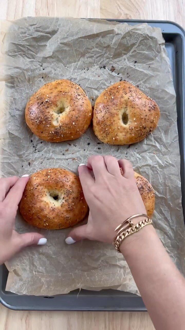 healthyfitnessmeals 게시물 이미지: High protein bagels made with just 2...