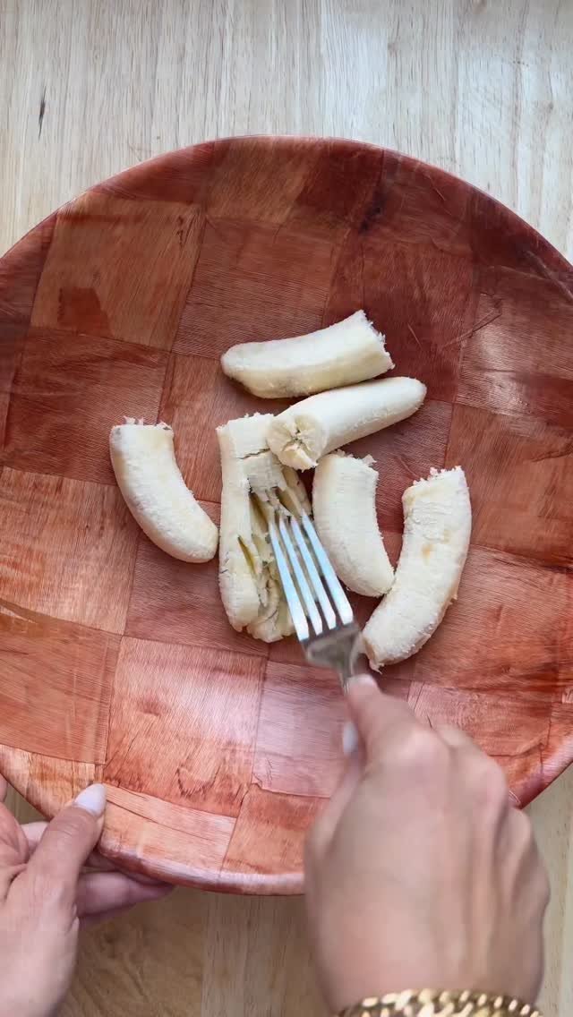 healthyfitnessmeals 게시물 이미지: We love mini muffins and these chocolate chip...