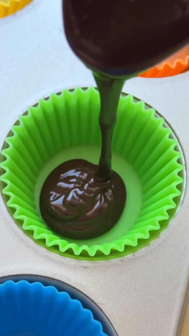 healthyfitnessmeals 게시물 이미지: These protein peanut butter cups taste exactly...