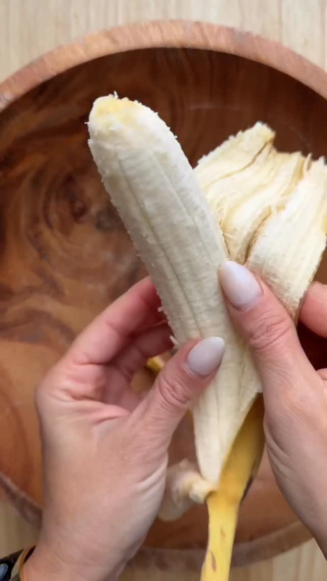 healthyfitnessmeals 게시물 이미지: I’ve been making these carrot banana muffins...