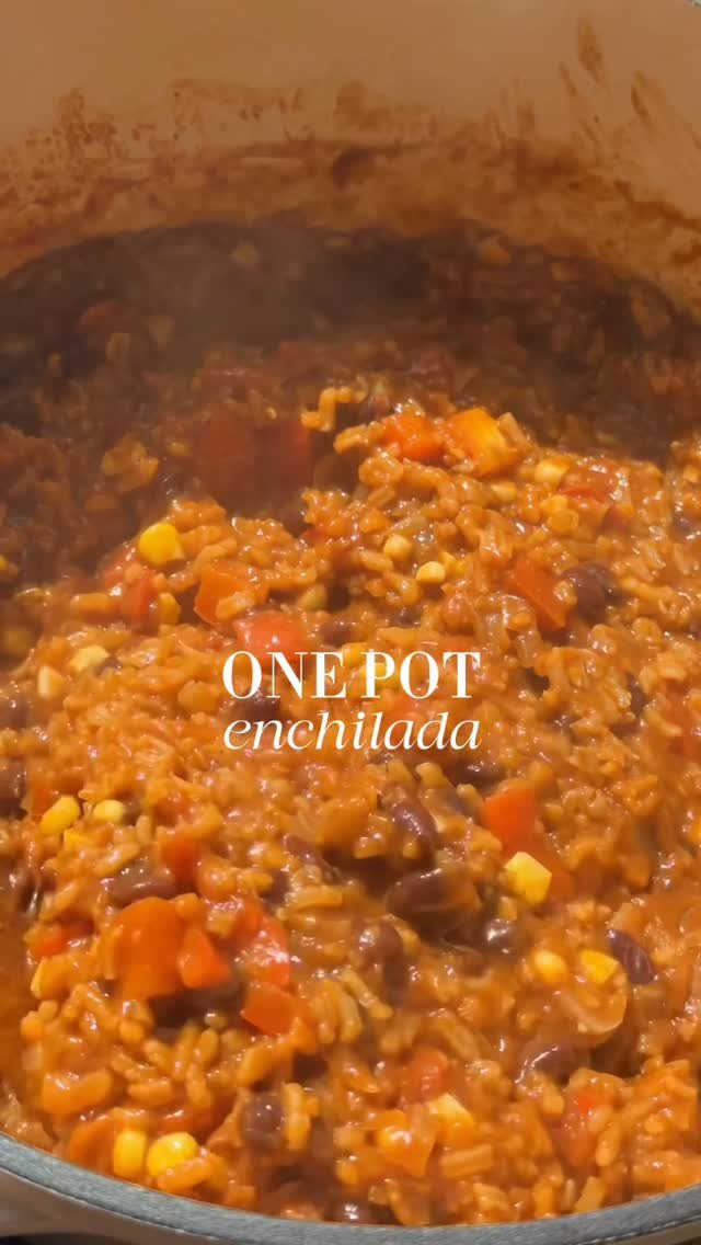 healthygirlkitchen 게시물 이미지: ONE POT ENCHILADA RECIPE 🥘(15-minute dinner!!)...