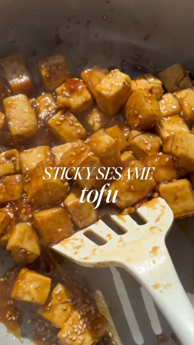 healthygirlkitchen 게시물 이미지: Save this STICKY SESAME TOFU (better than...