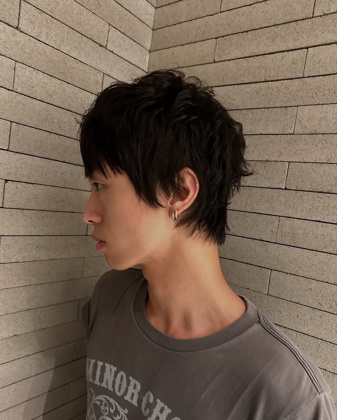 Photo by 청담동미용실 하츠도산 유진 on August 11, 2025. May be an image of 1 person, bangs and text.