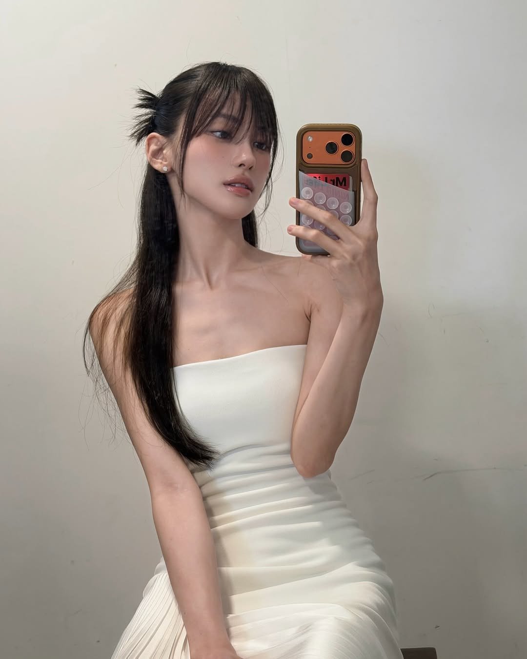 hearts_colette 게시물 이미지: -
Color by YuJin

톤다운 컬러에 민트 한 스푼 🥄

차별화된 디테일로...