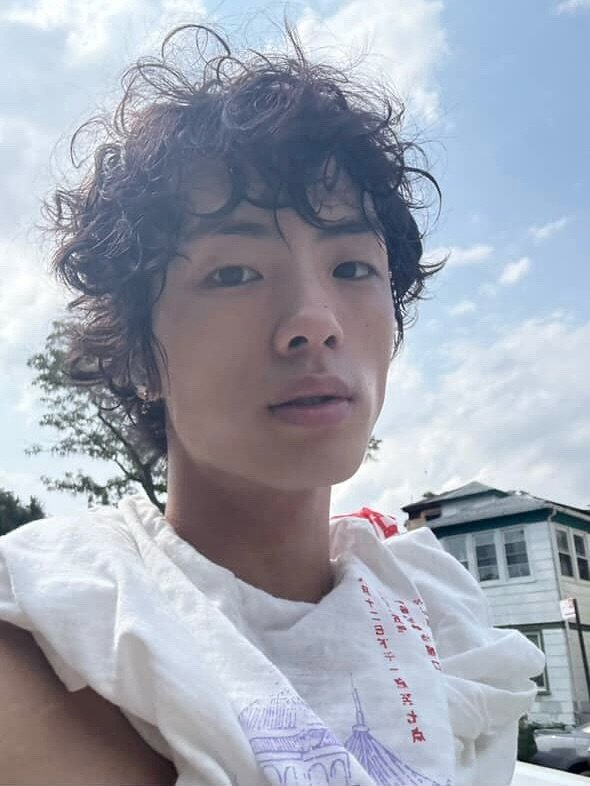 Photo by 청담동미용실 하츠도산 유진 on September 21, 2025. May be an image of 1 person, bangs, top and text.