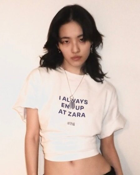 Photo by 청담동미용실 하츠도산 유진 on December 27, 2025. May be an image of one or more people, hair, choker, top and text that says 'IALWAYS VAYS ENOUP UP UP EN AT ZARA S7Z56'.